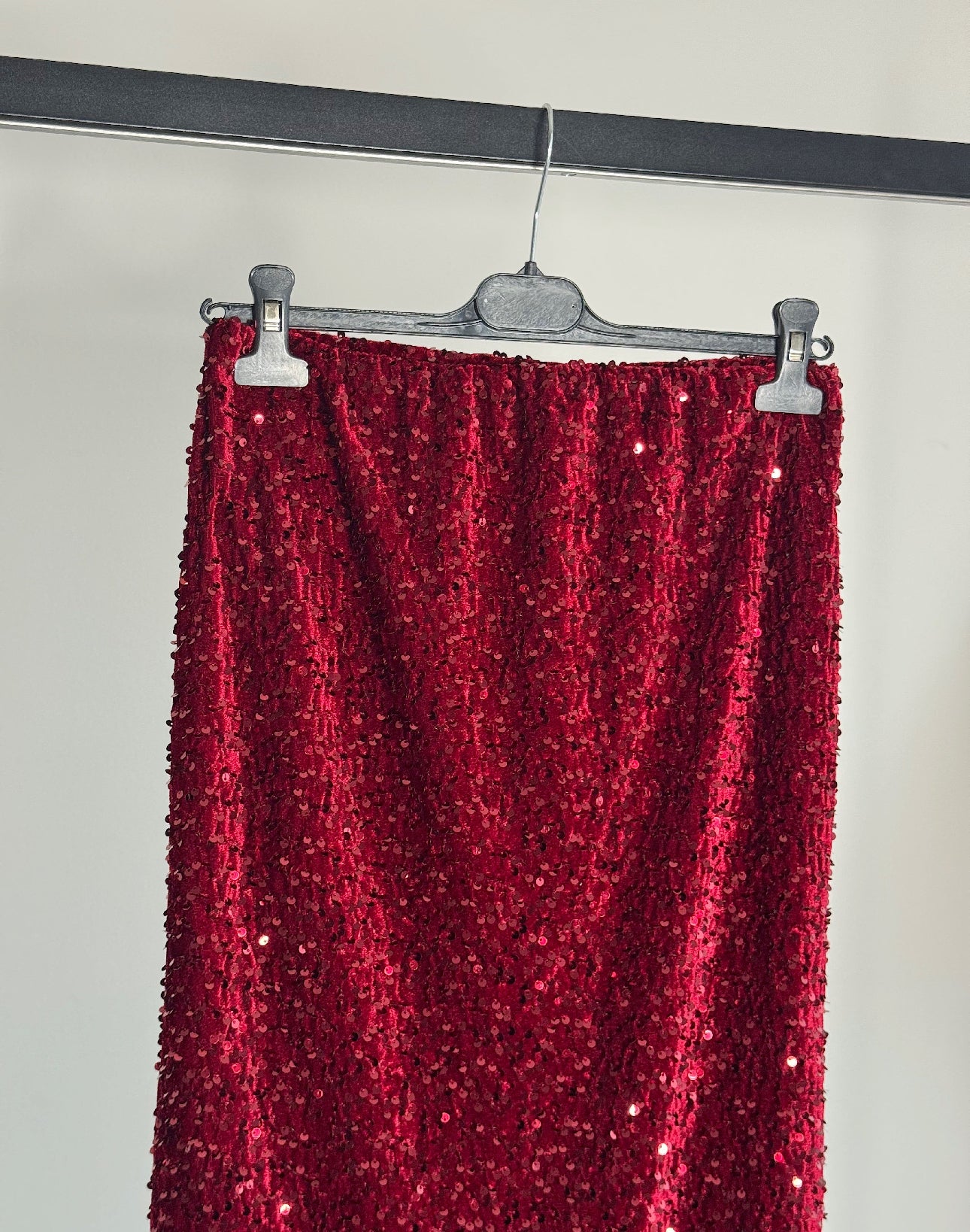 GONNA LONGUETTE IN PAILETTES