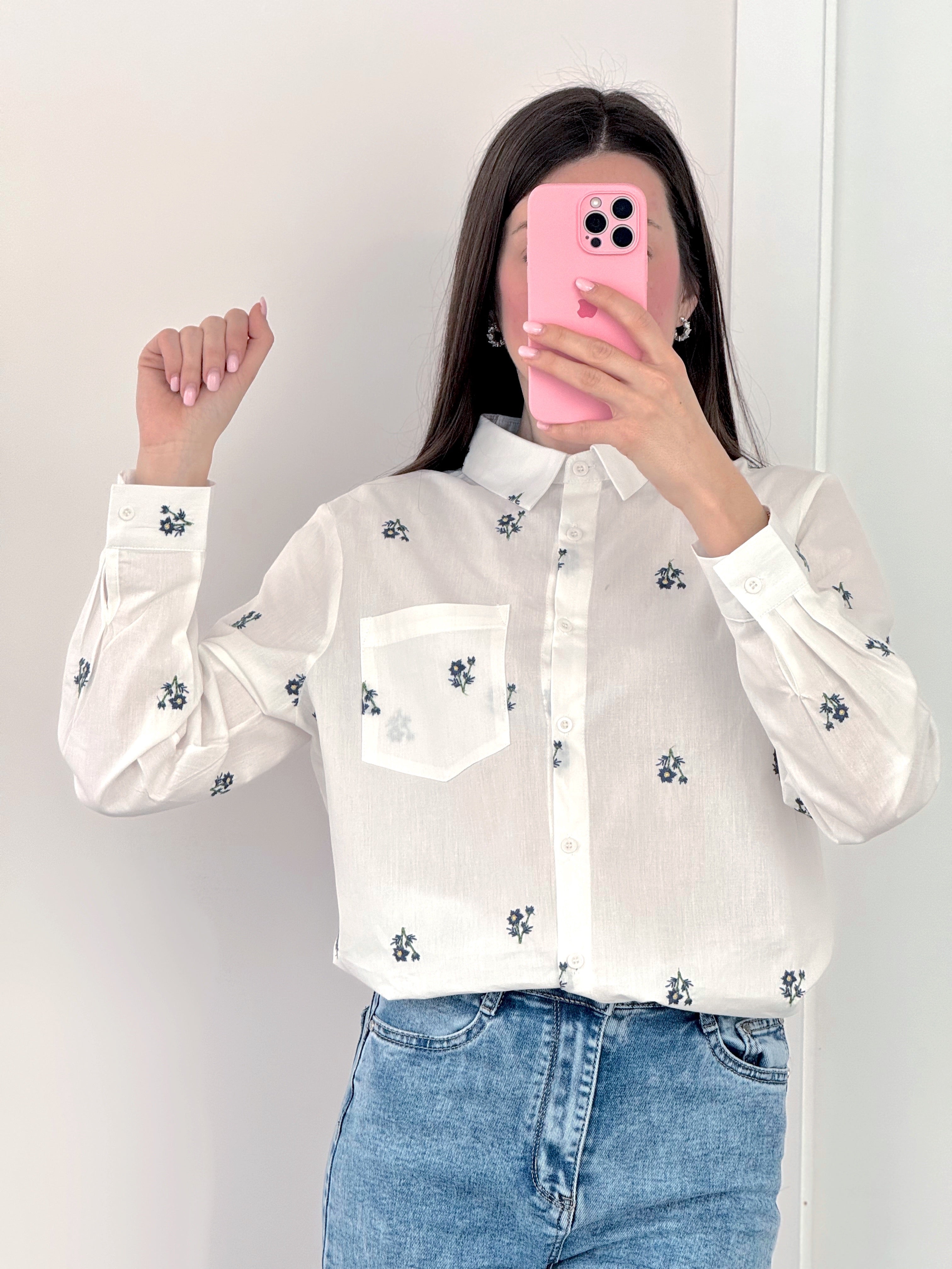 Camicia Desirè Bianca Fiori Ricamati 5