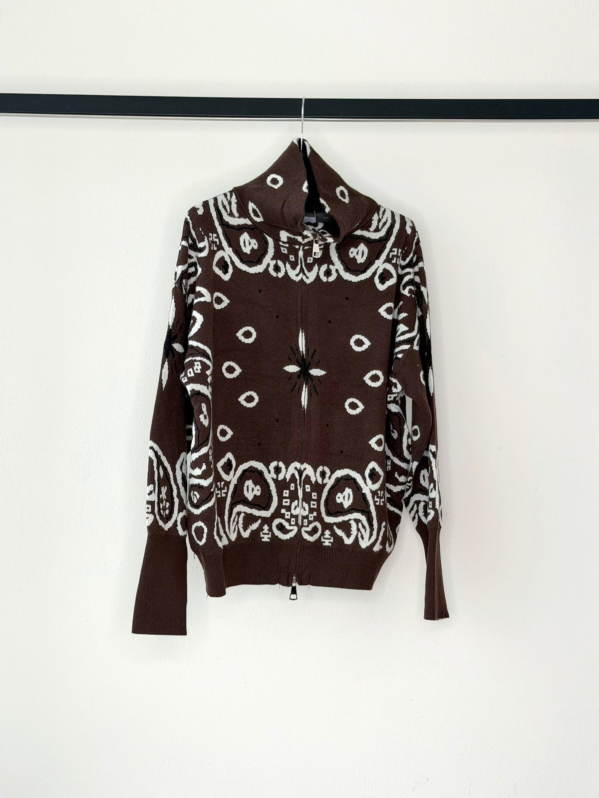 CARDIGAN BANDANA