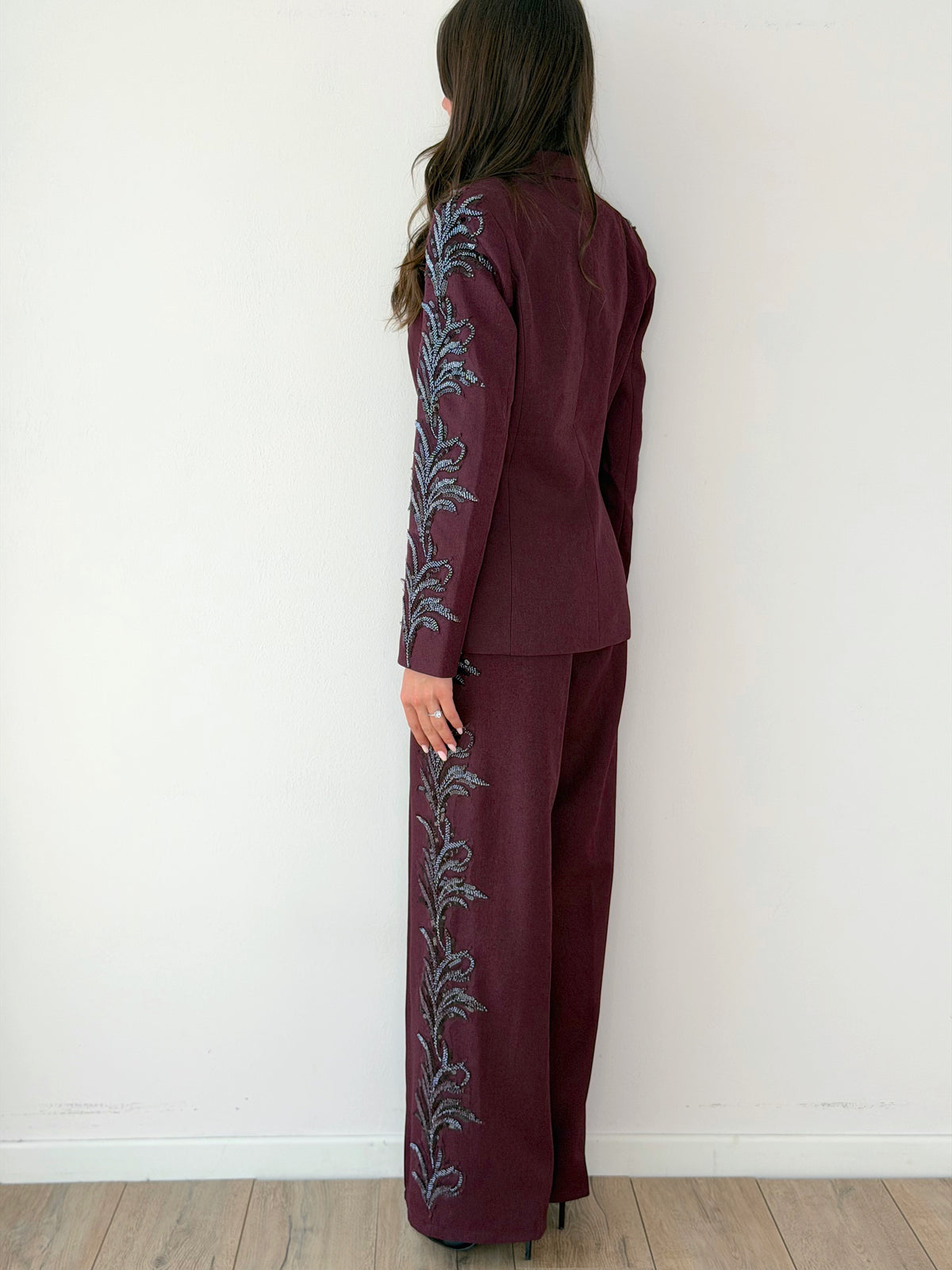TAILLEUR VINACCIA CON DECORAZIONE