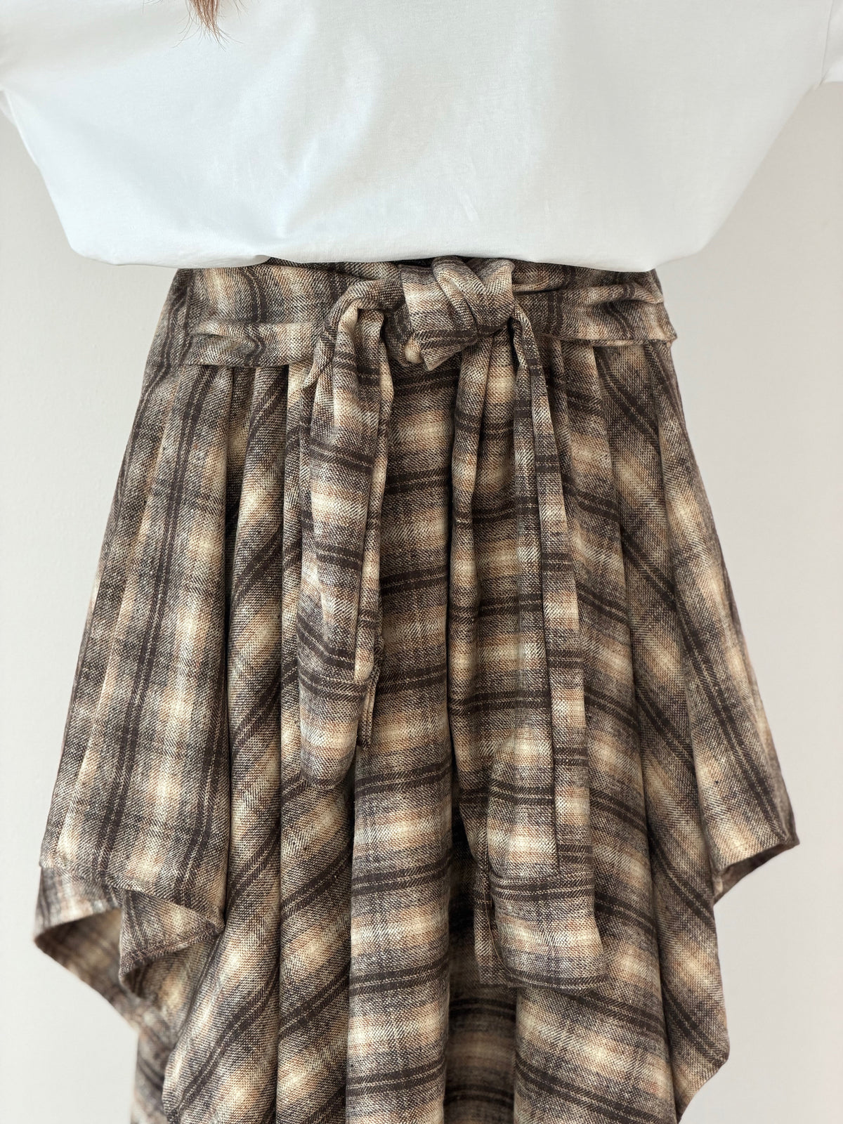 GONNA CAMICIA ASIMMETRICA