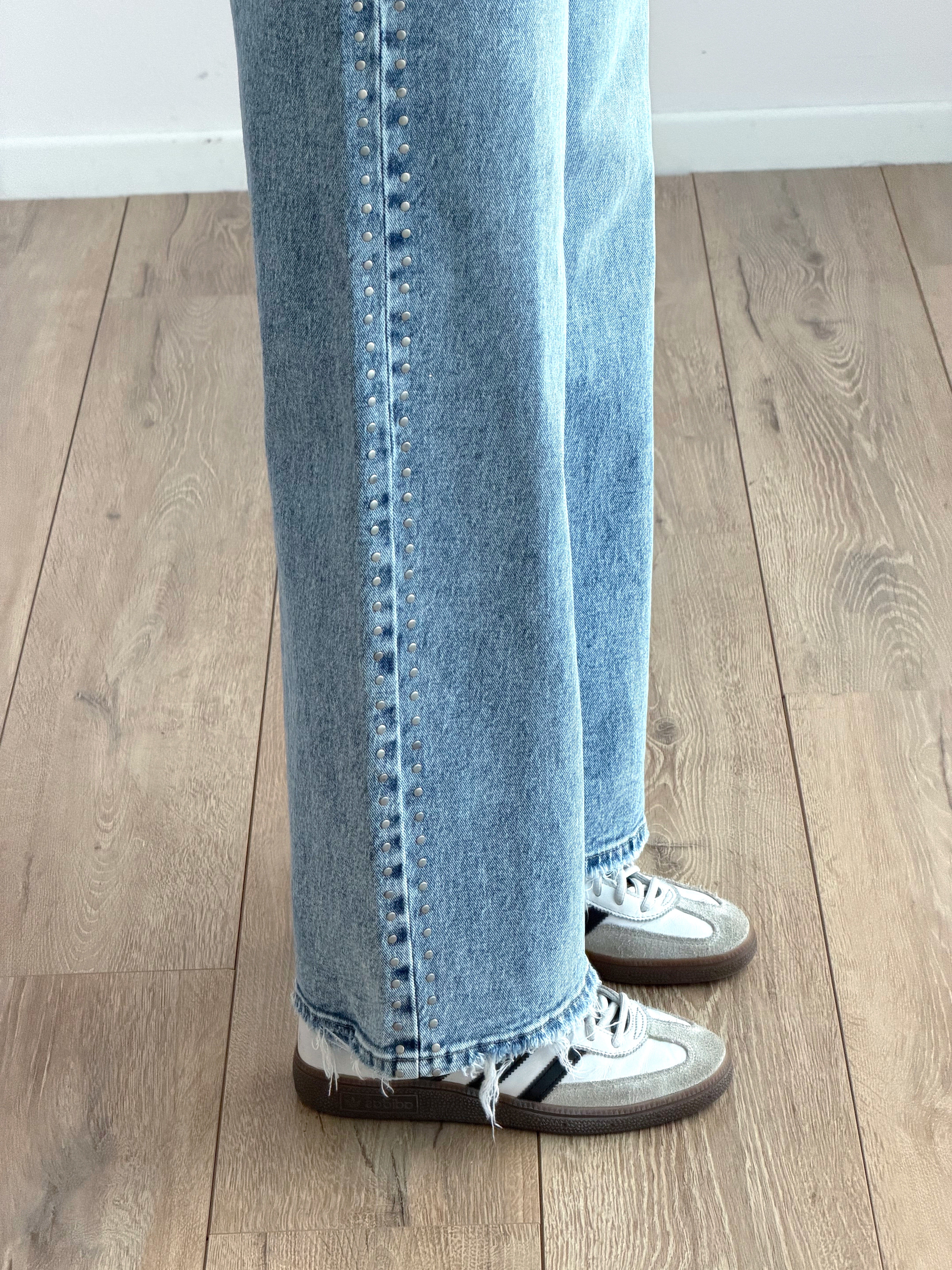 DENIM ROCKSTUD