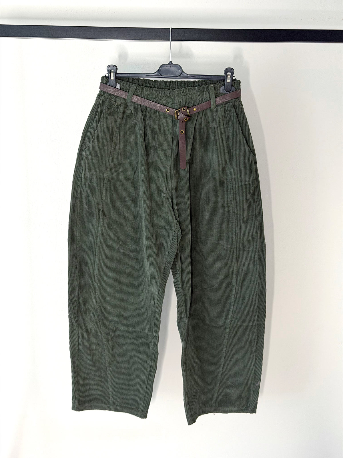 PANTALONE BALLOON IN VELLUTO ELASTICIZZATO IN VITA