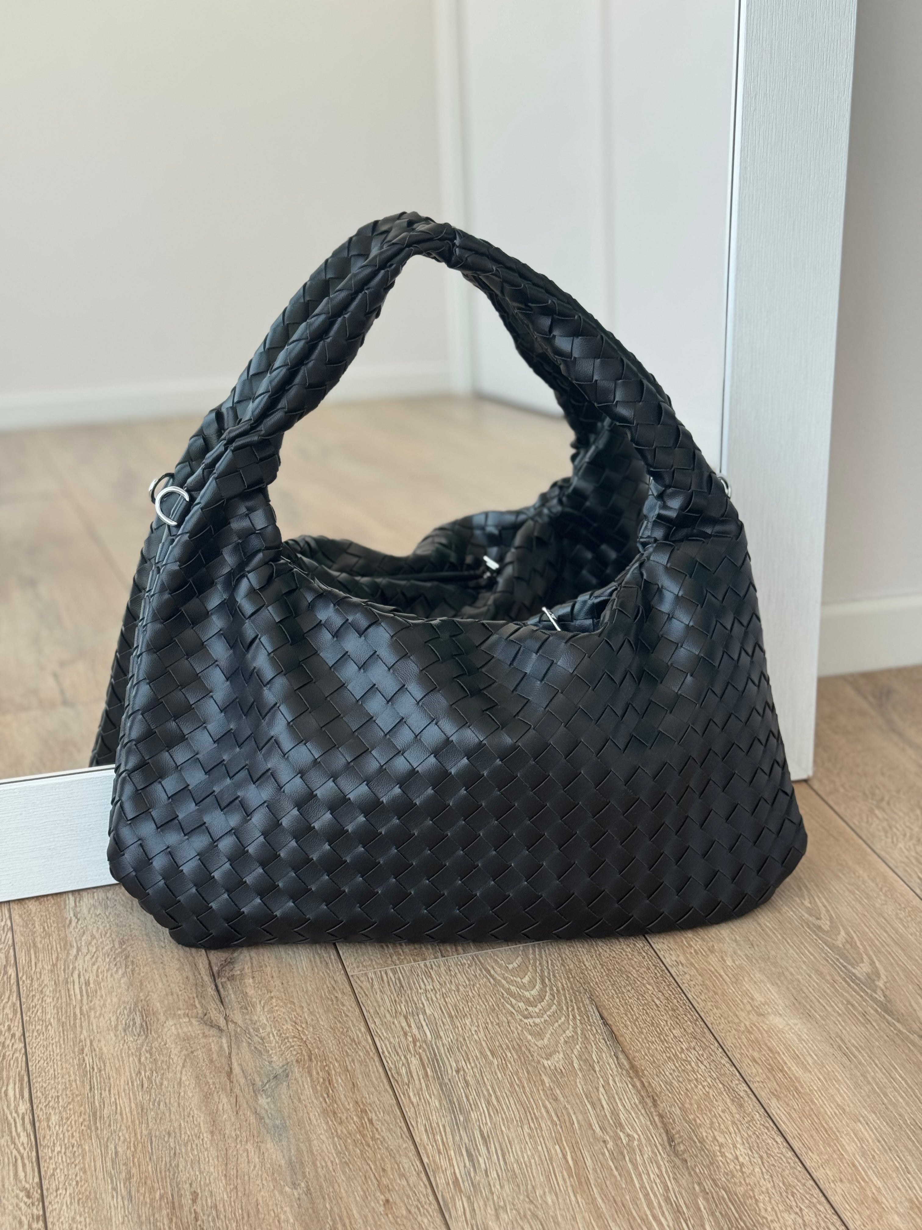 BORSA ROBERTA