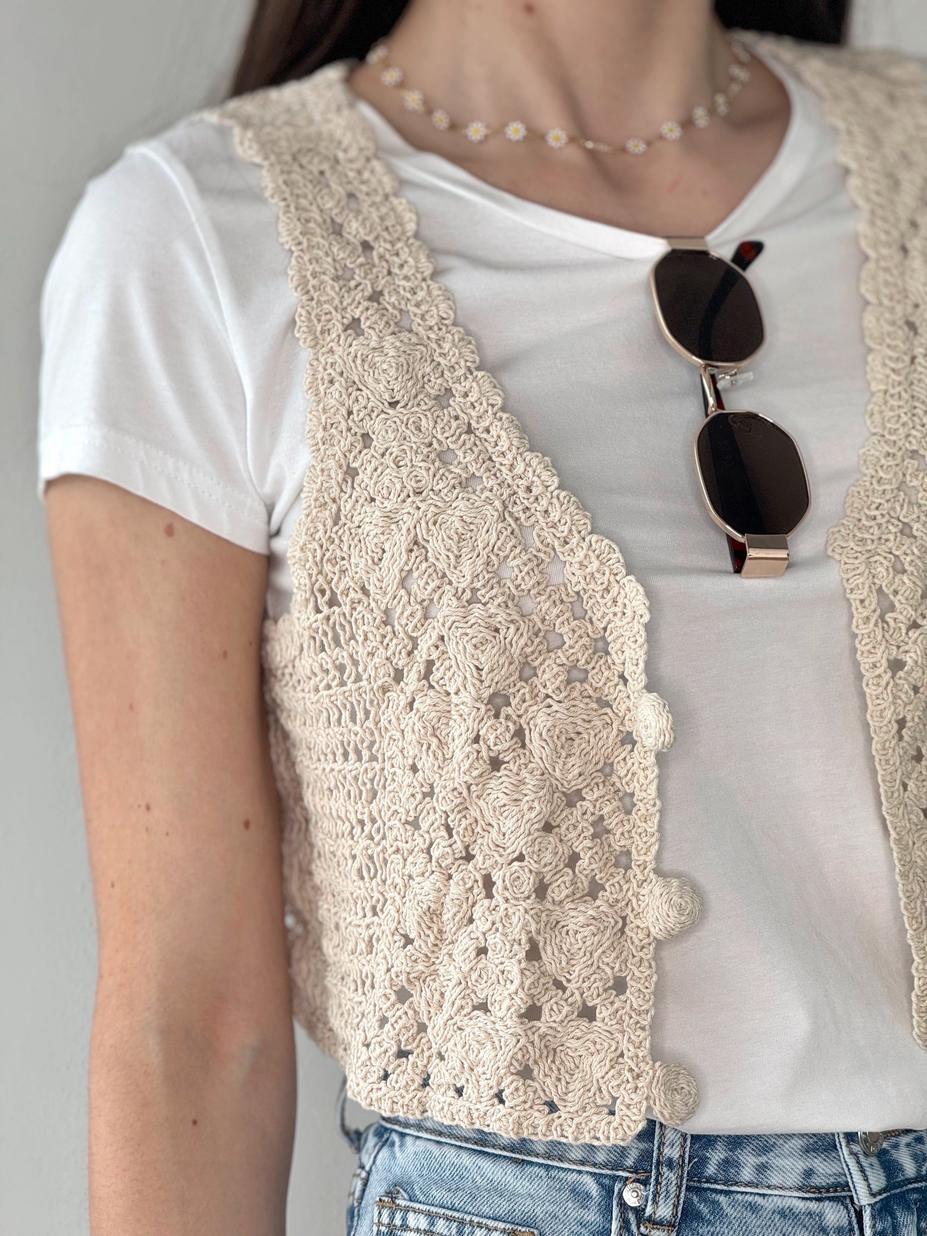 GILET UNCINETTO CON T-SHIRT