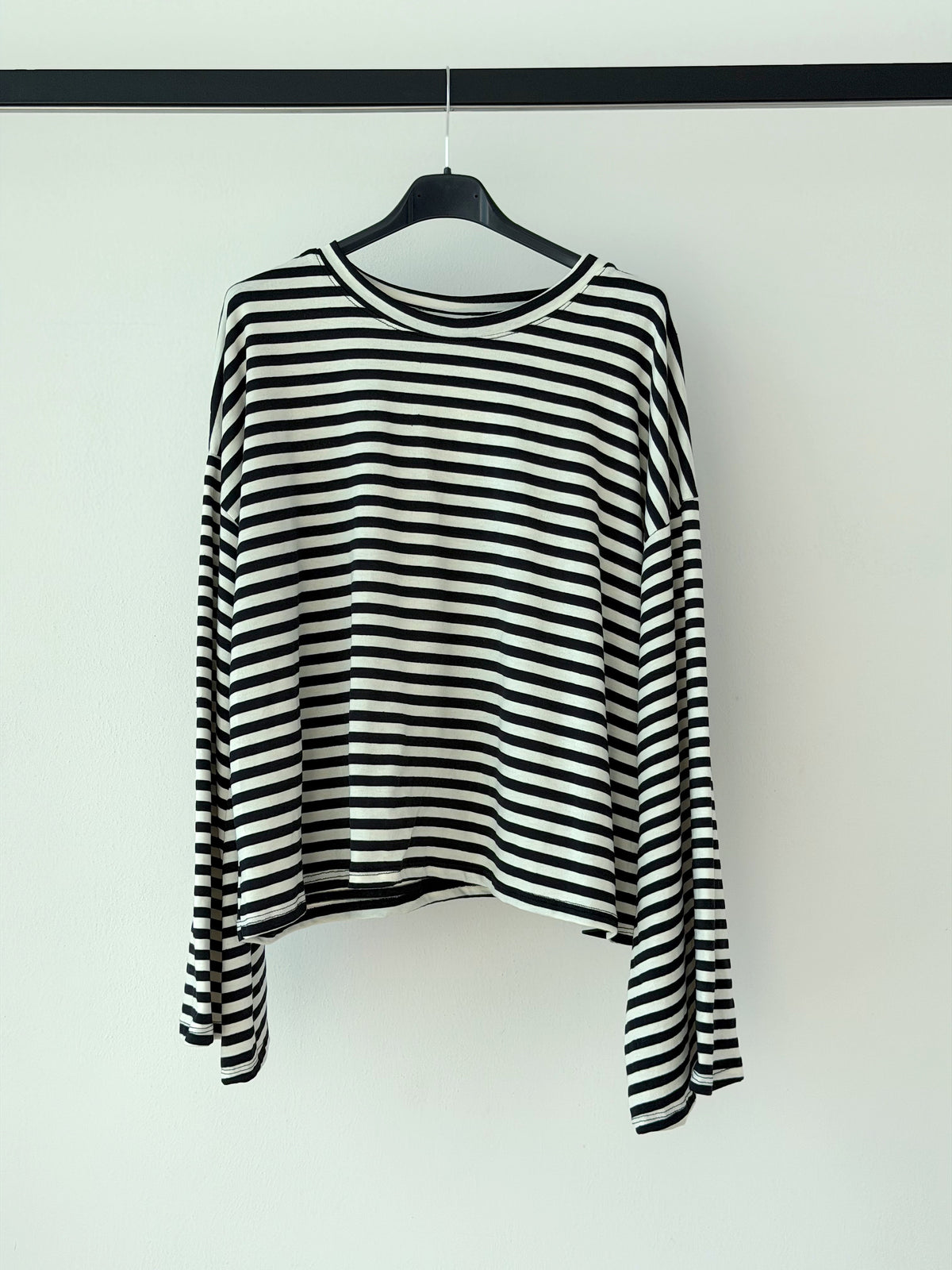 LONGSLEEVE OVERSIZE A RIGHE IN 100% cotone