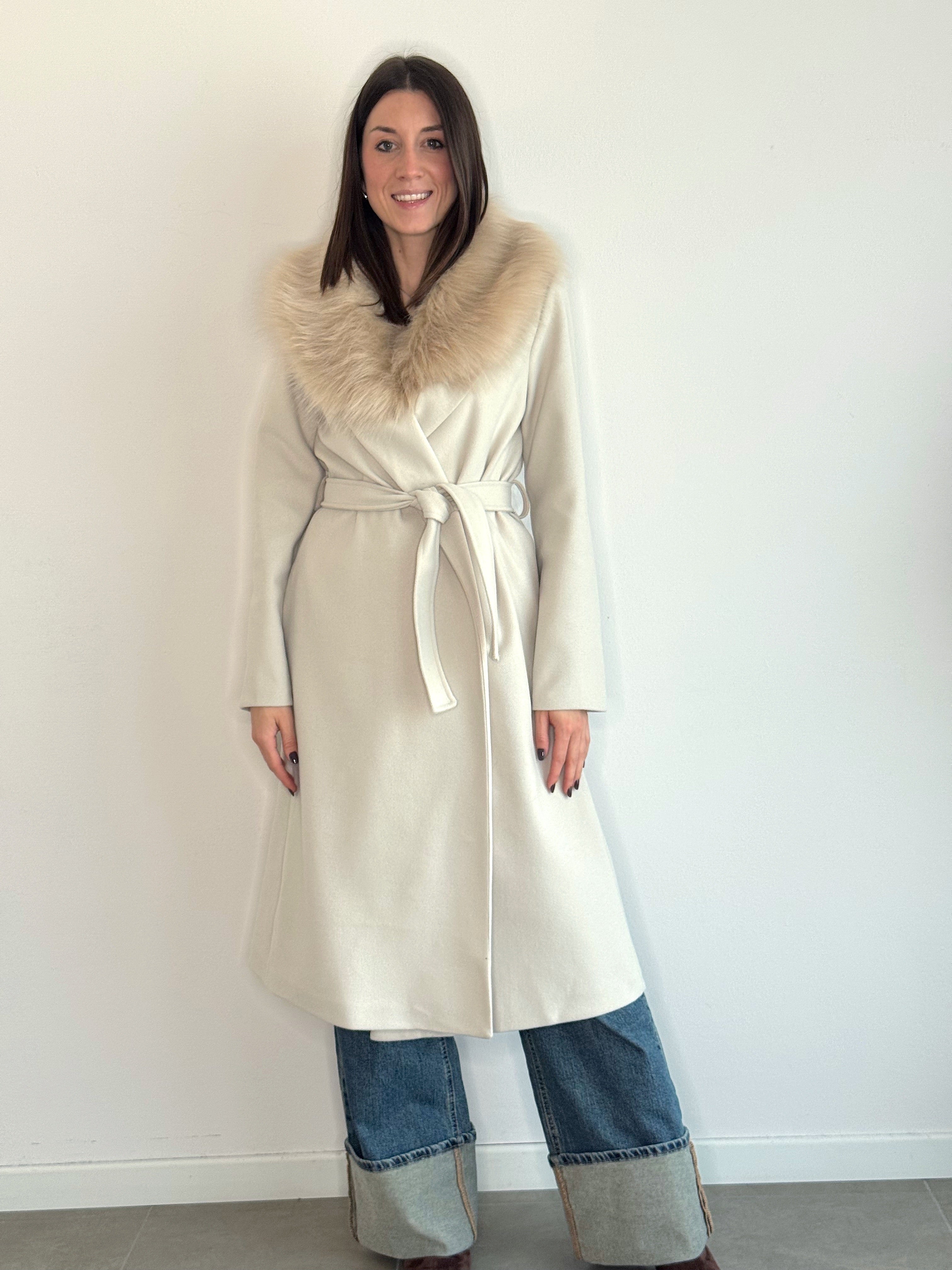 CAPPOTTO CON ECO PELLICCIA REMOVIBILE