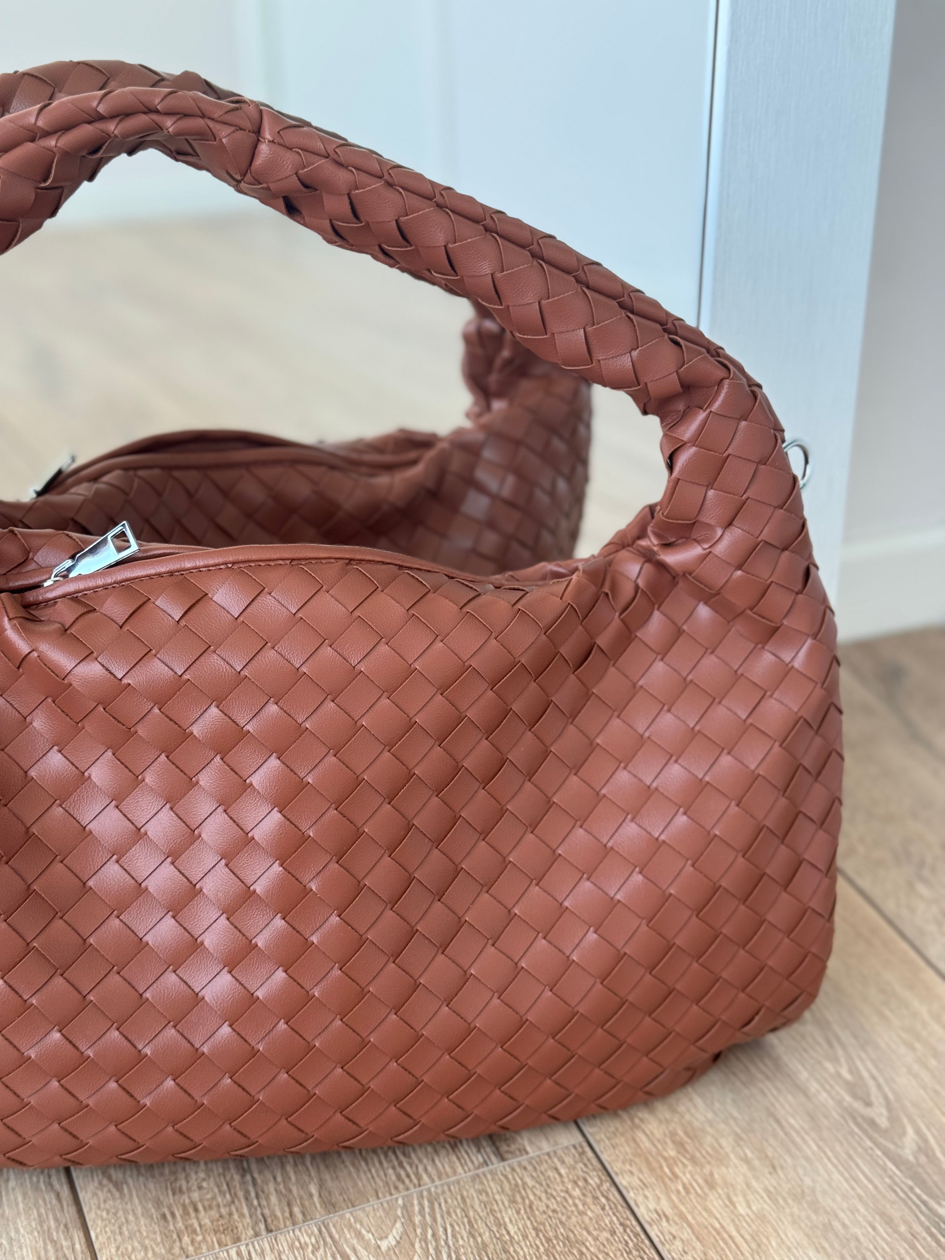 BORSA ROBERTA