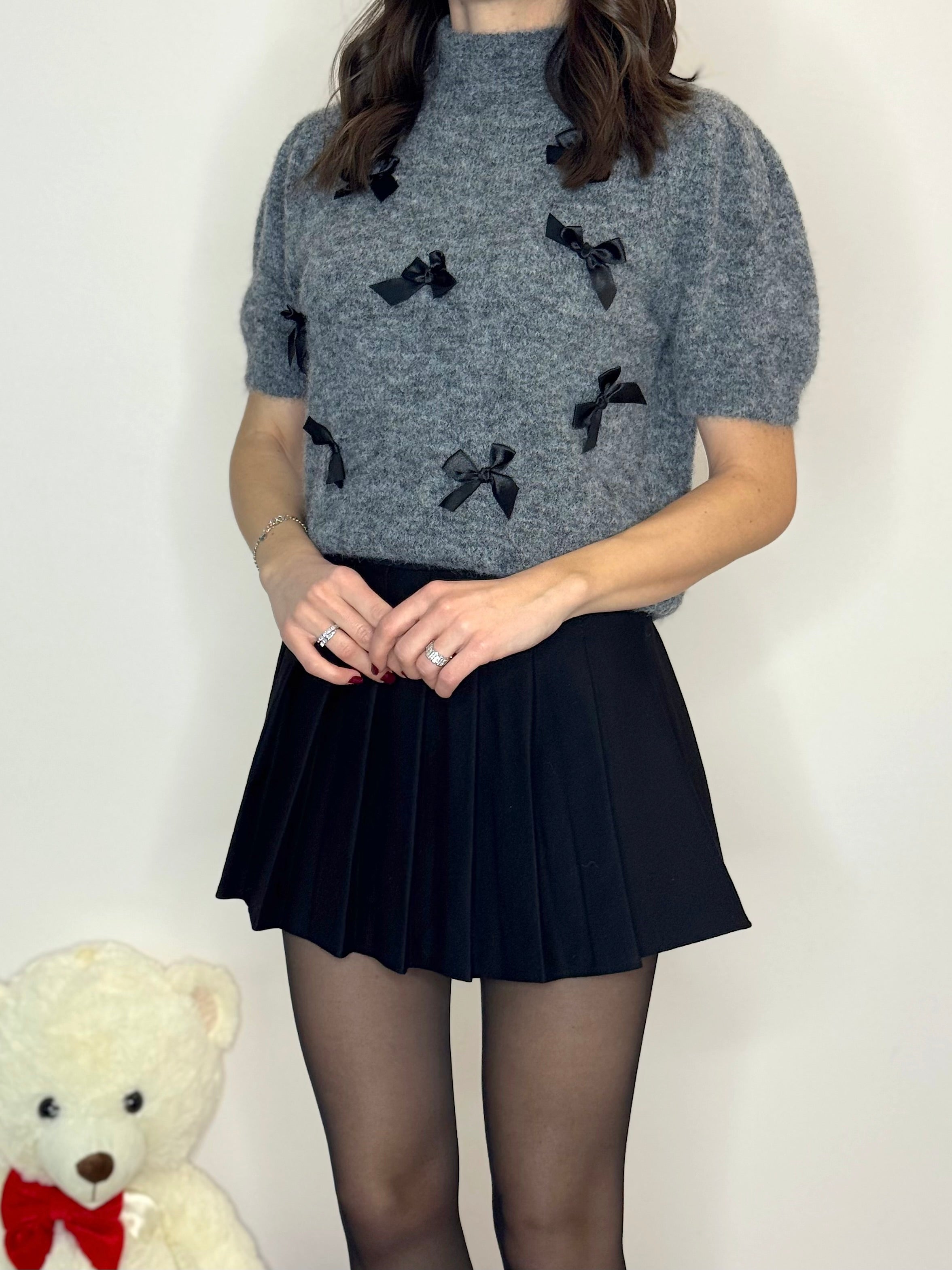 PULL CON FIOCCHI ( 10% LANA & 10% MOHAIR )