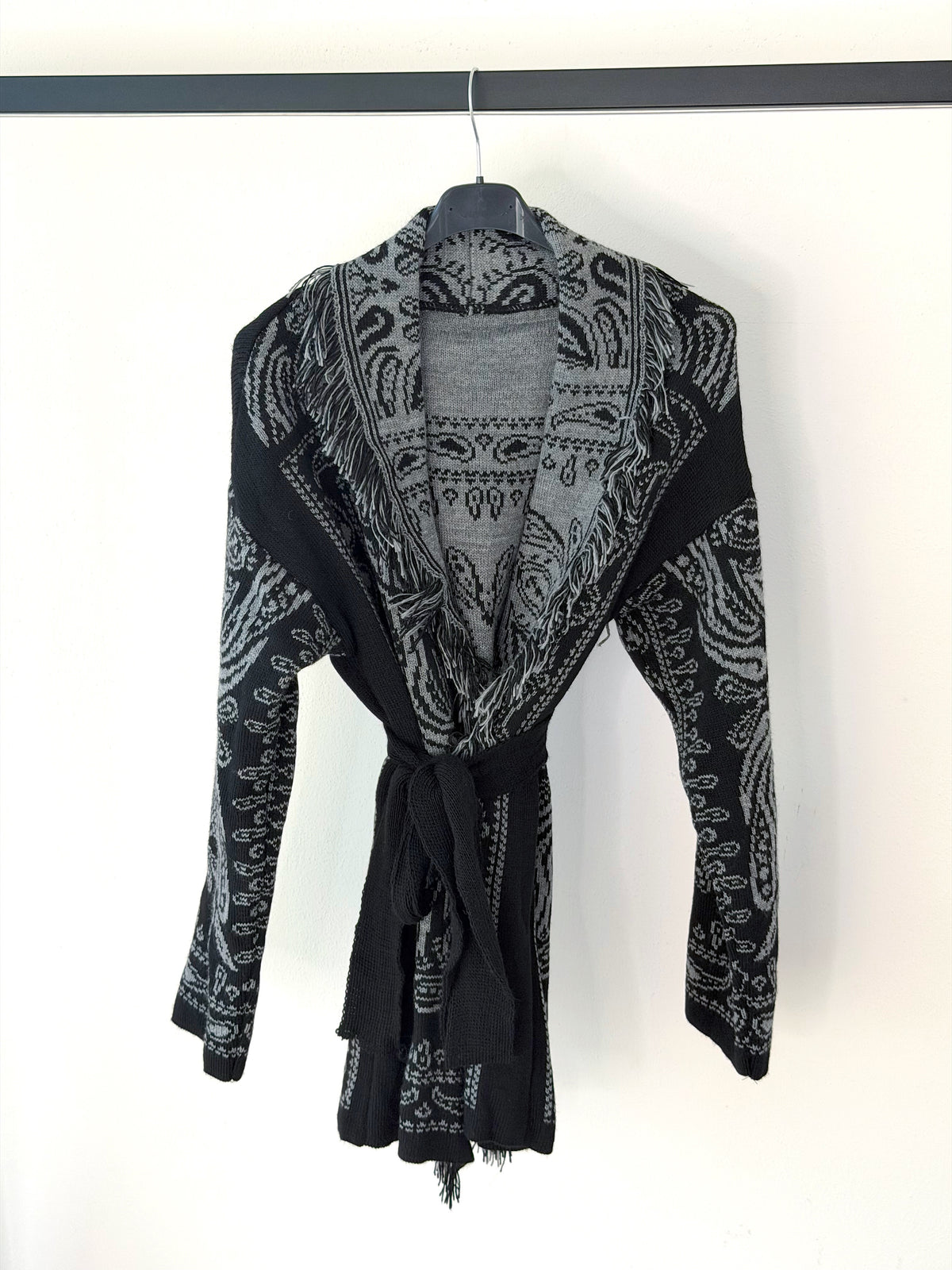 CARDIGAN BANDANA