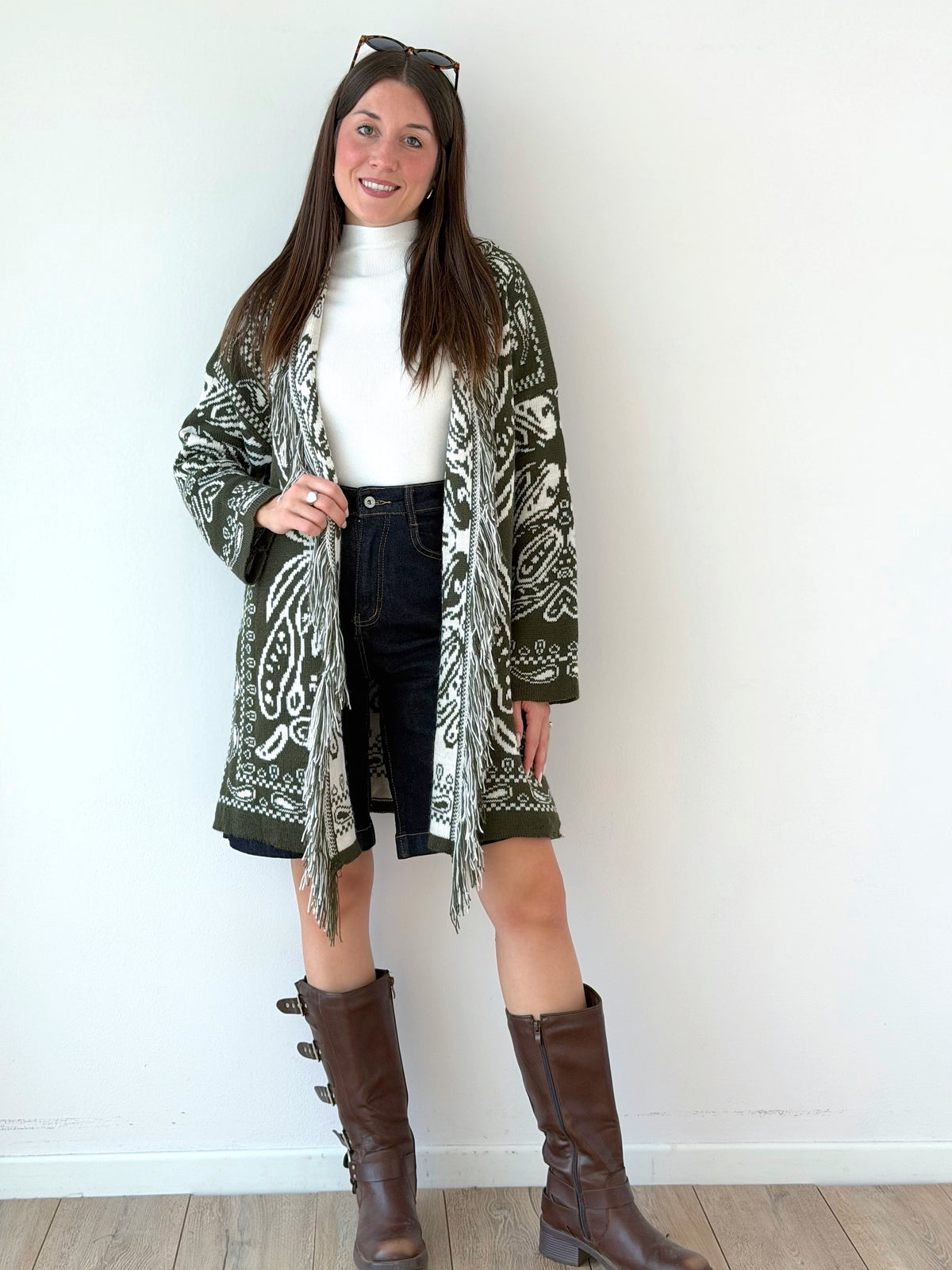 Cardigan bandana