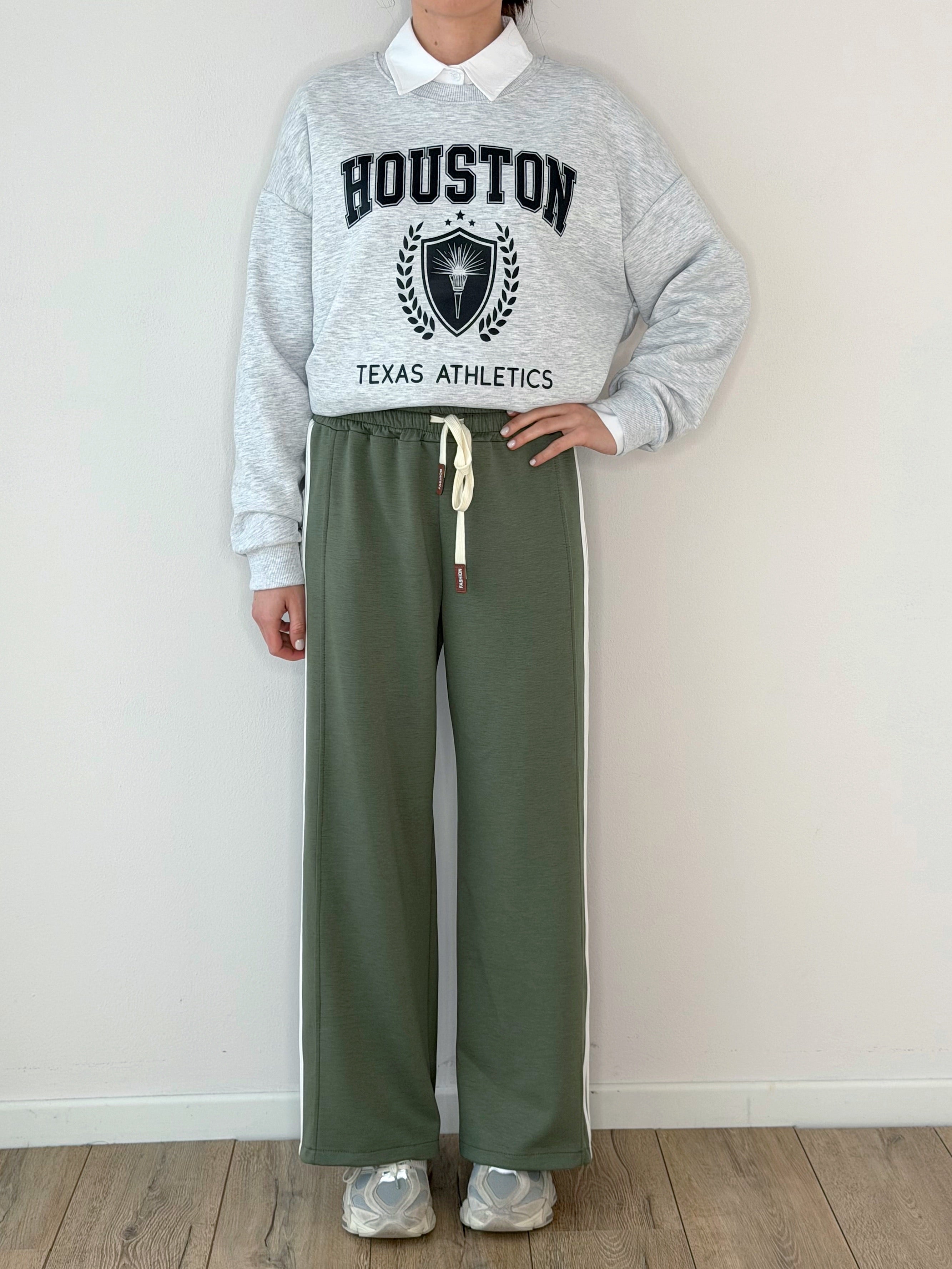 PANTALONE TUTA CON BANDE LATERALI