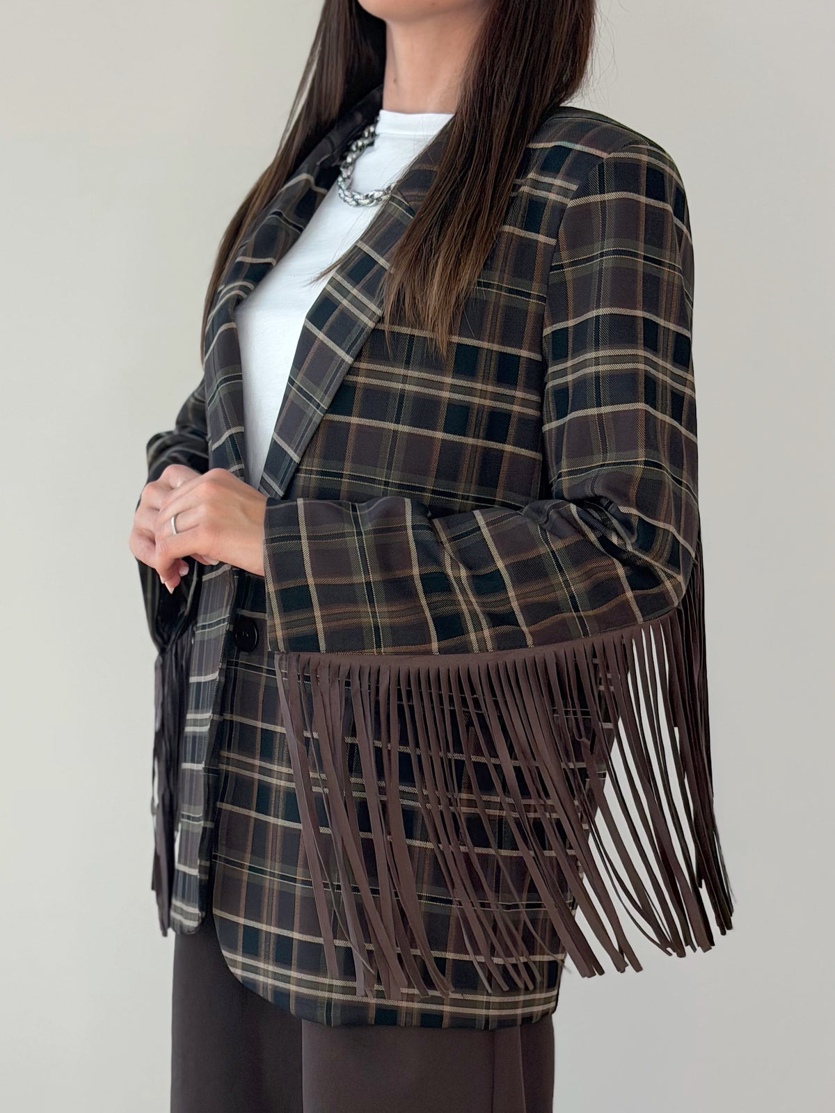 GIACCA QUADRI CON FRANGE IN ECO CAMOSCIO
