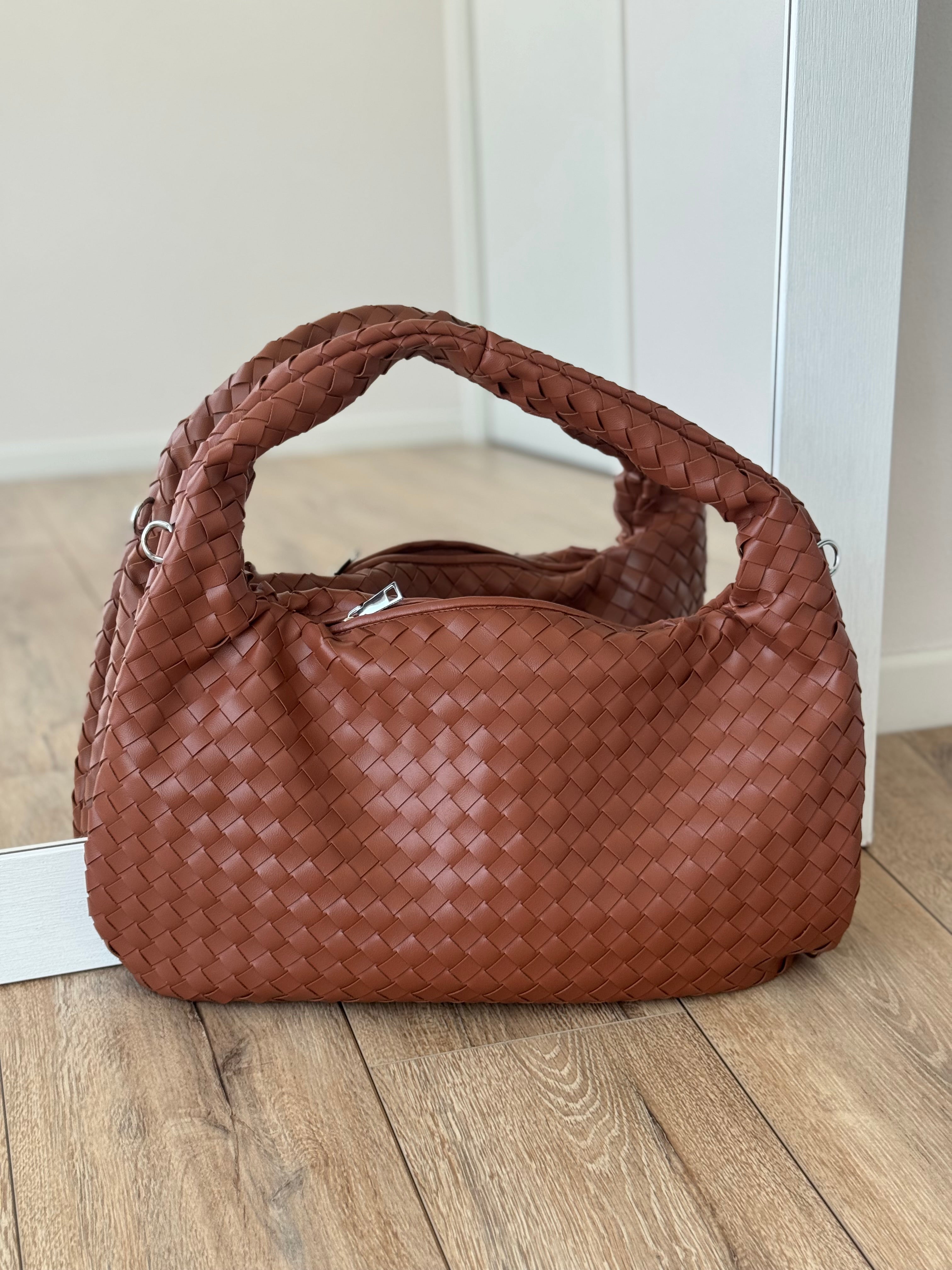 BORSA ROBERTA