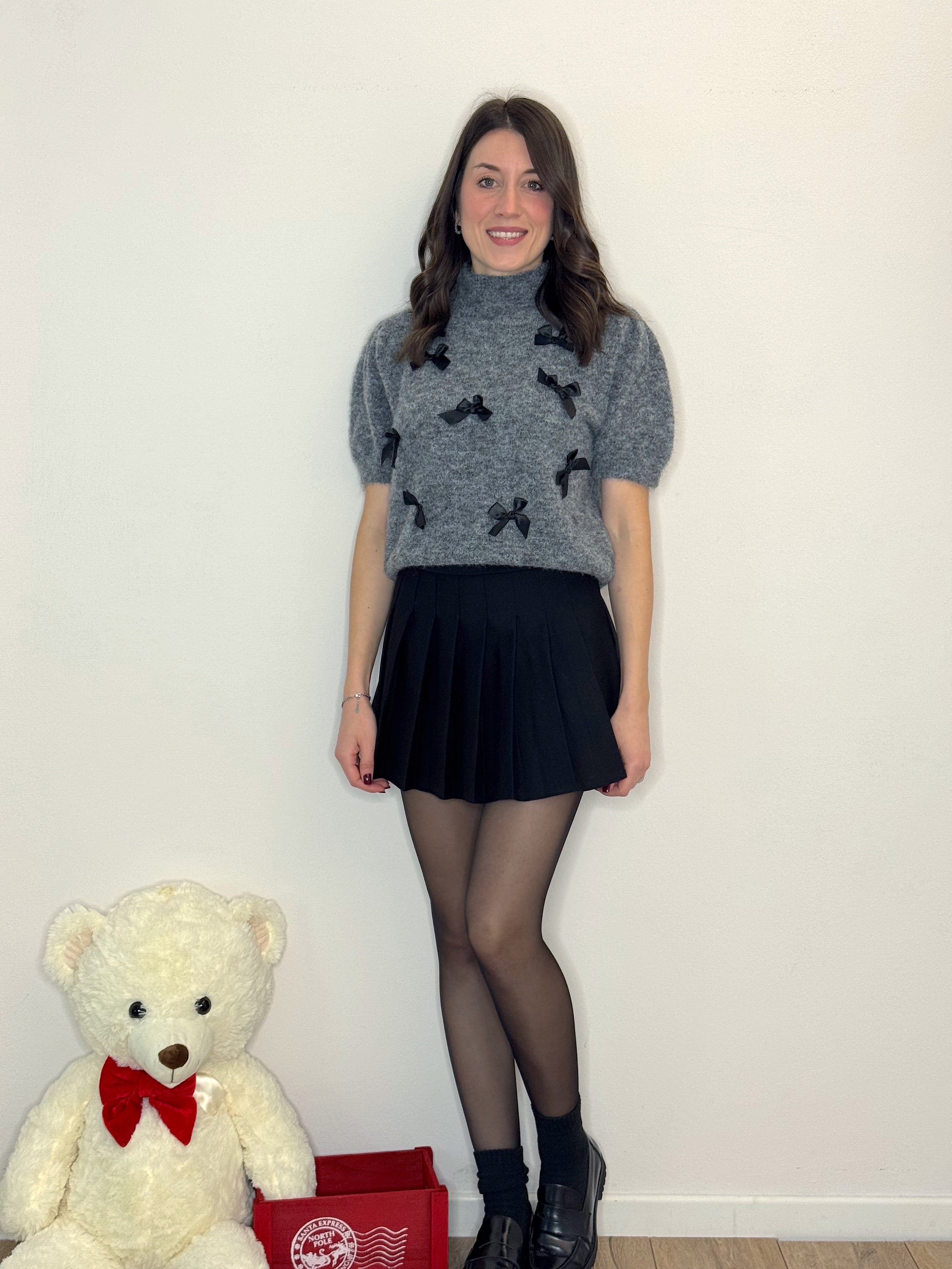 PULL CON FIOCCHI ( 10% LANA & 10% MOHAIR )