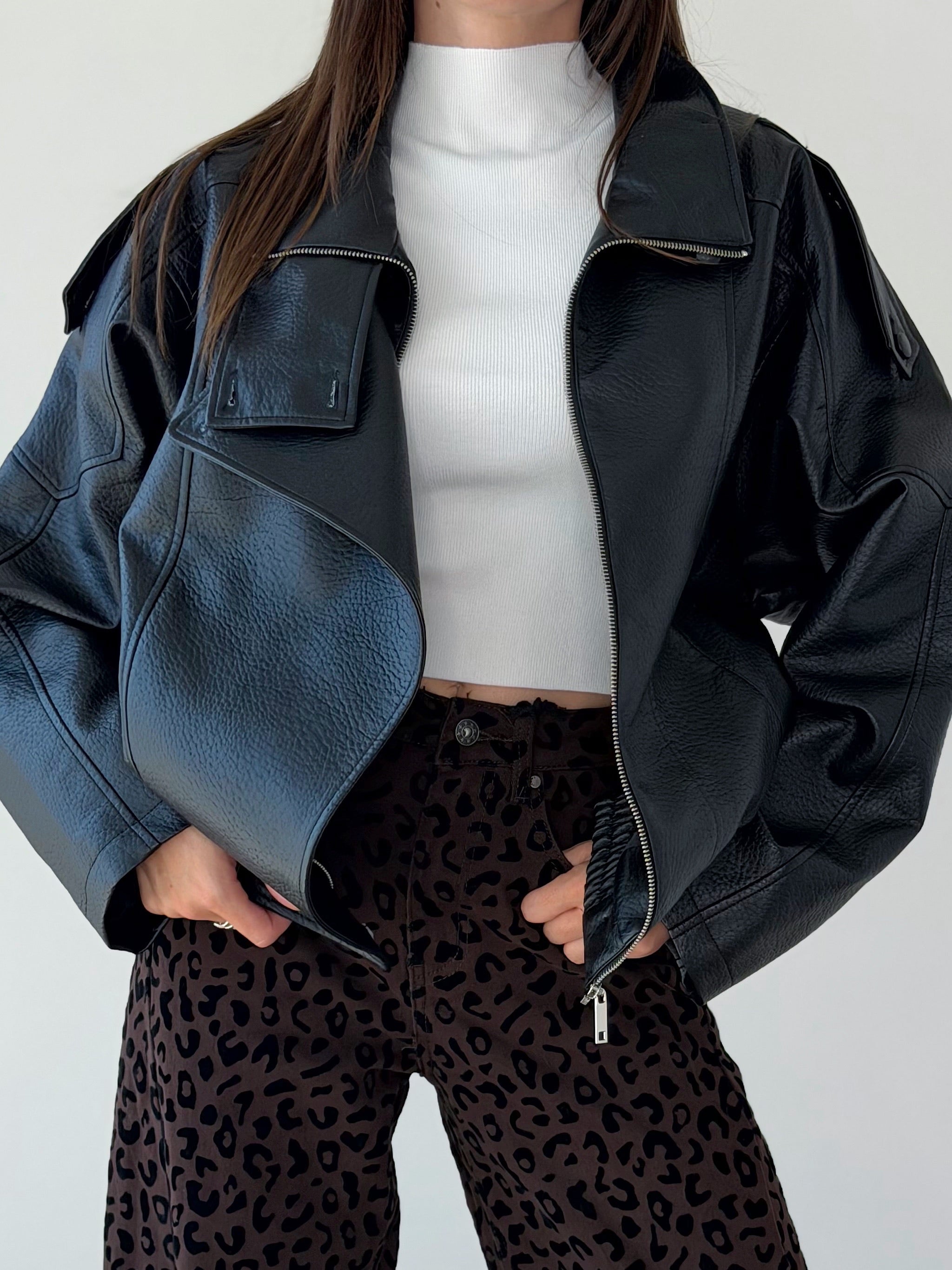 BOMBER OVERSIZE CON COLLO ALTO