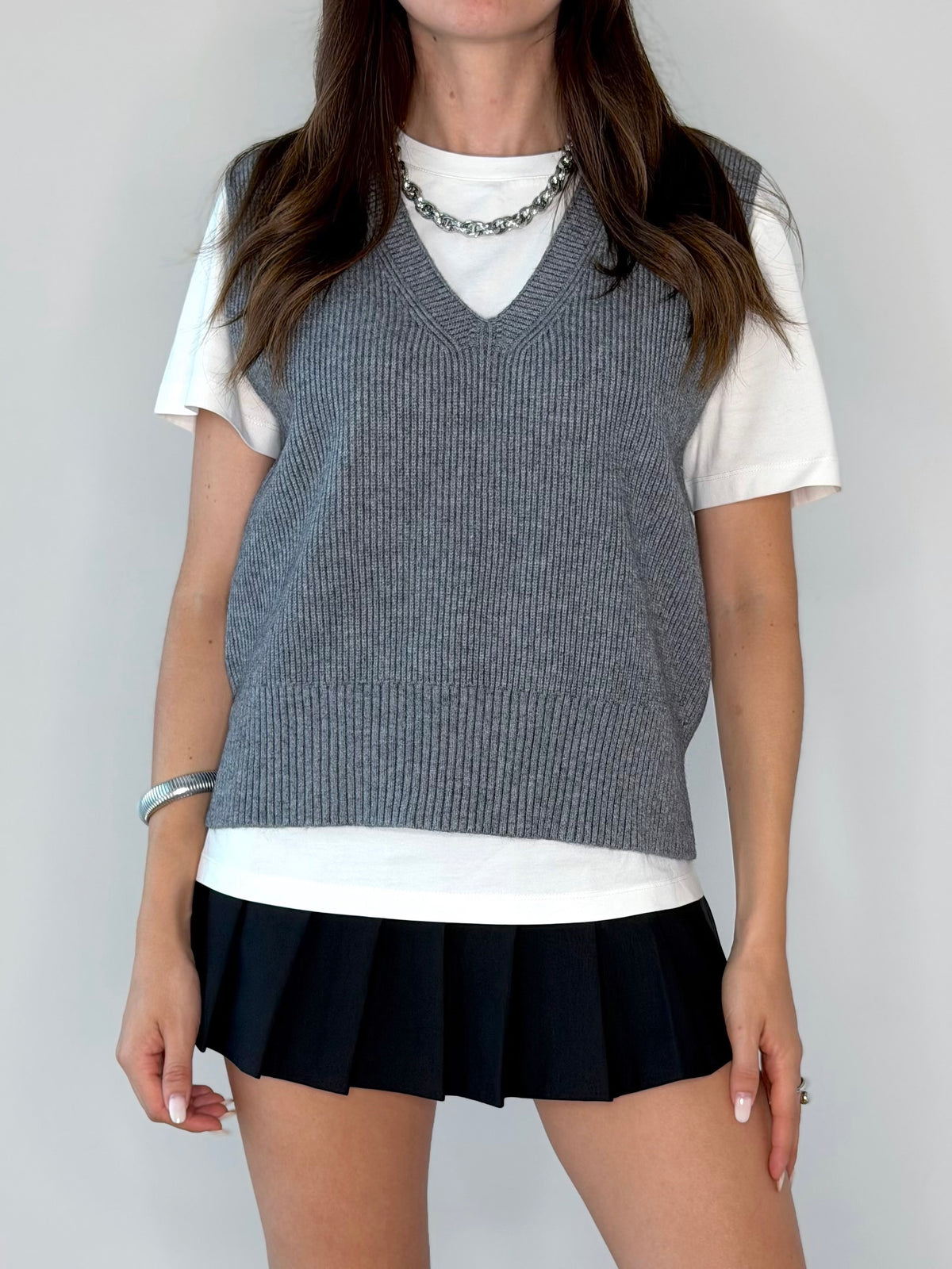 SMANICATO CON SCOLLO A V