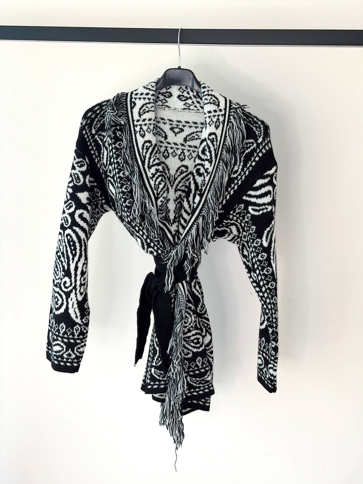 CARDIGAN BANDANA