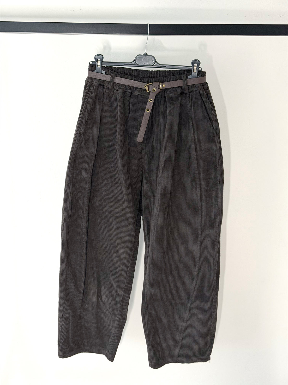 PANTALONE BALLOON IN VELLUTO ELASTICIZZATO IN VITA