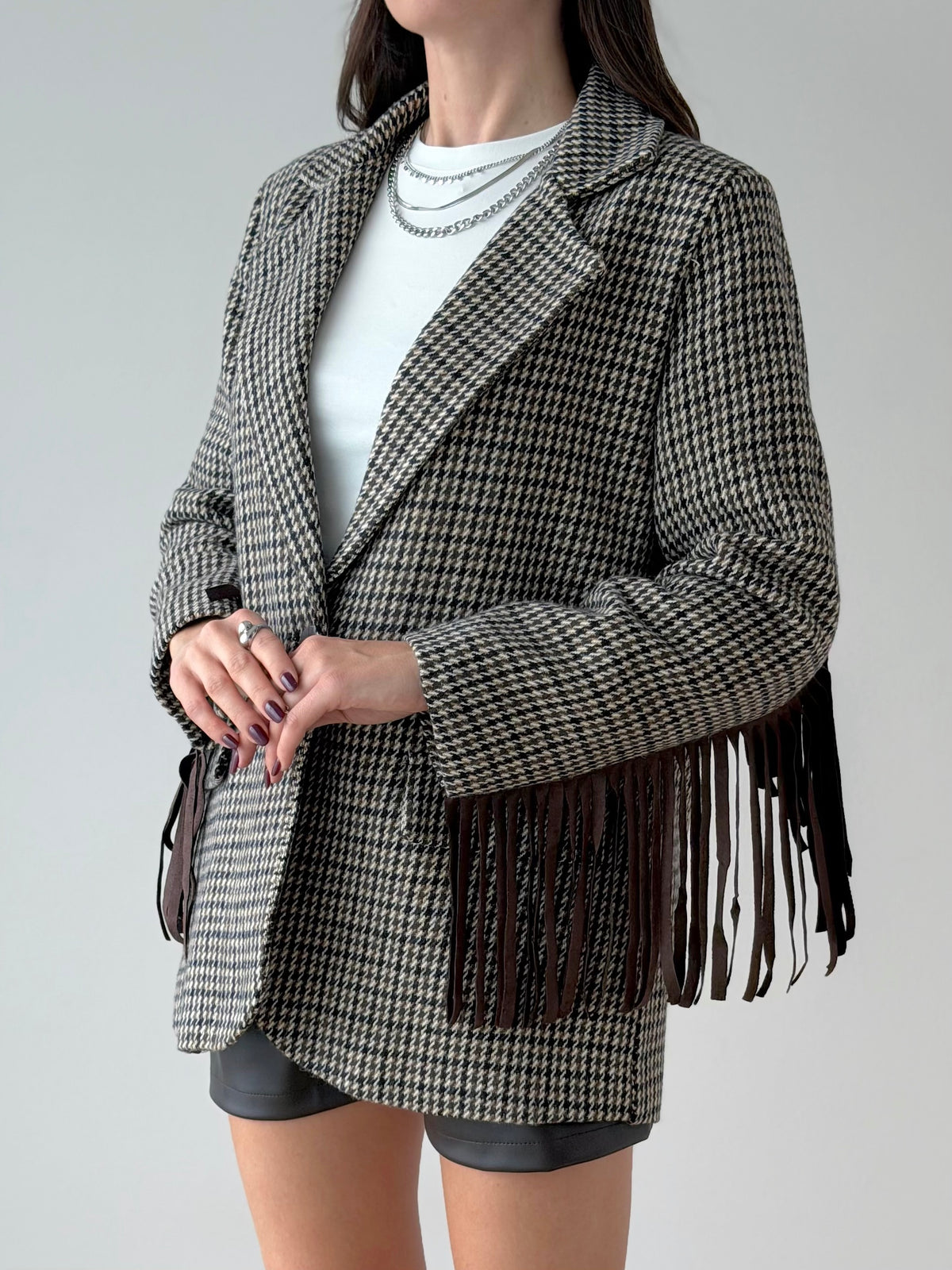 GIACCA PIED DE POULE IN FLANELLA CON FRANGE IN ECO CAMOSCIO