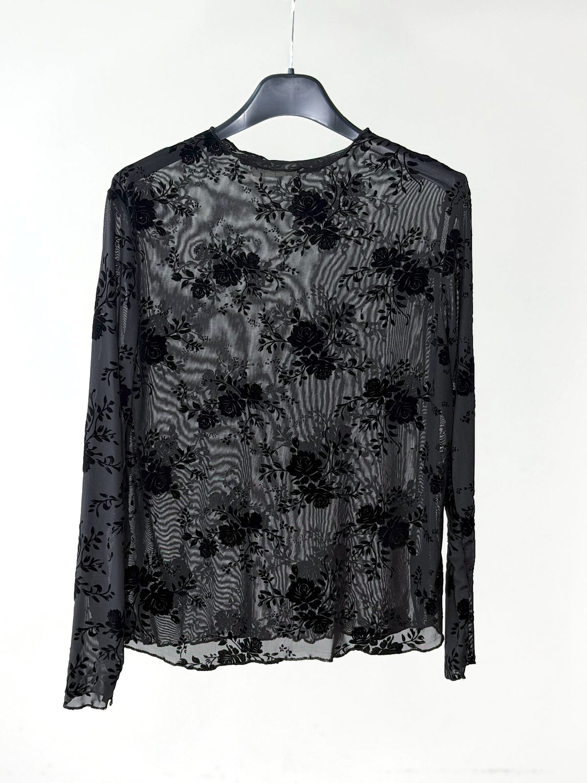 MAGLIA SEMI TRASPARENTE FLOREALE