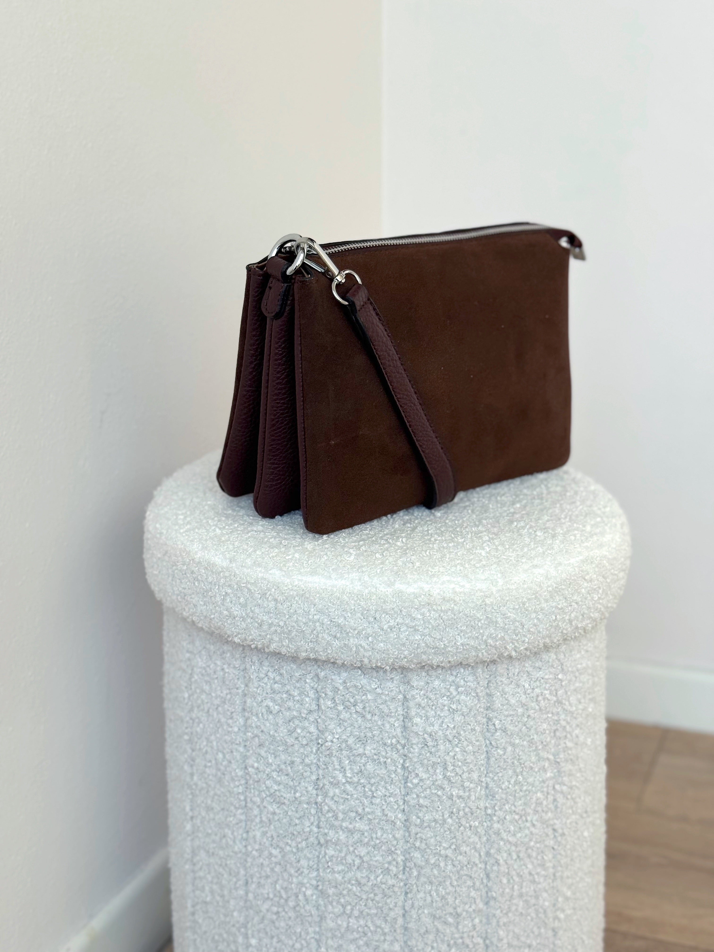 BORSA MAILA IN ECO CAMOSCIO
