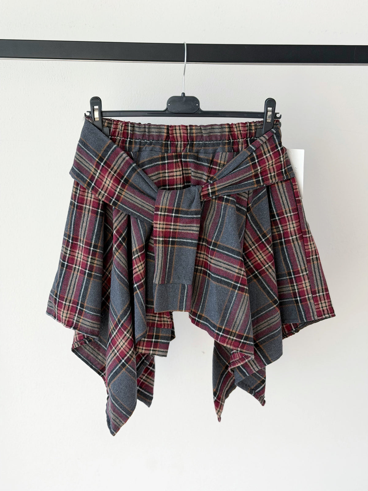GONNA PANTALONCINO ASIMETRICA IN FLANELLA