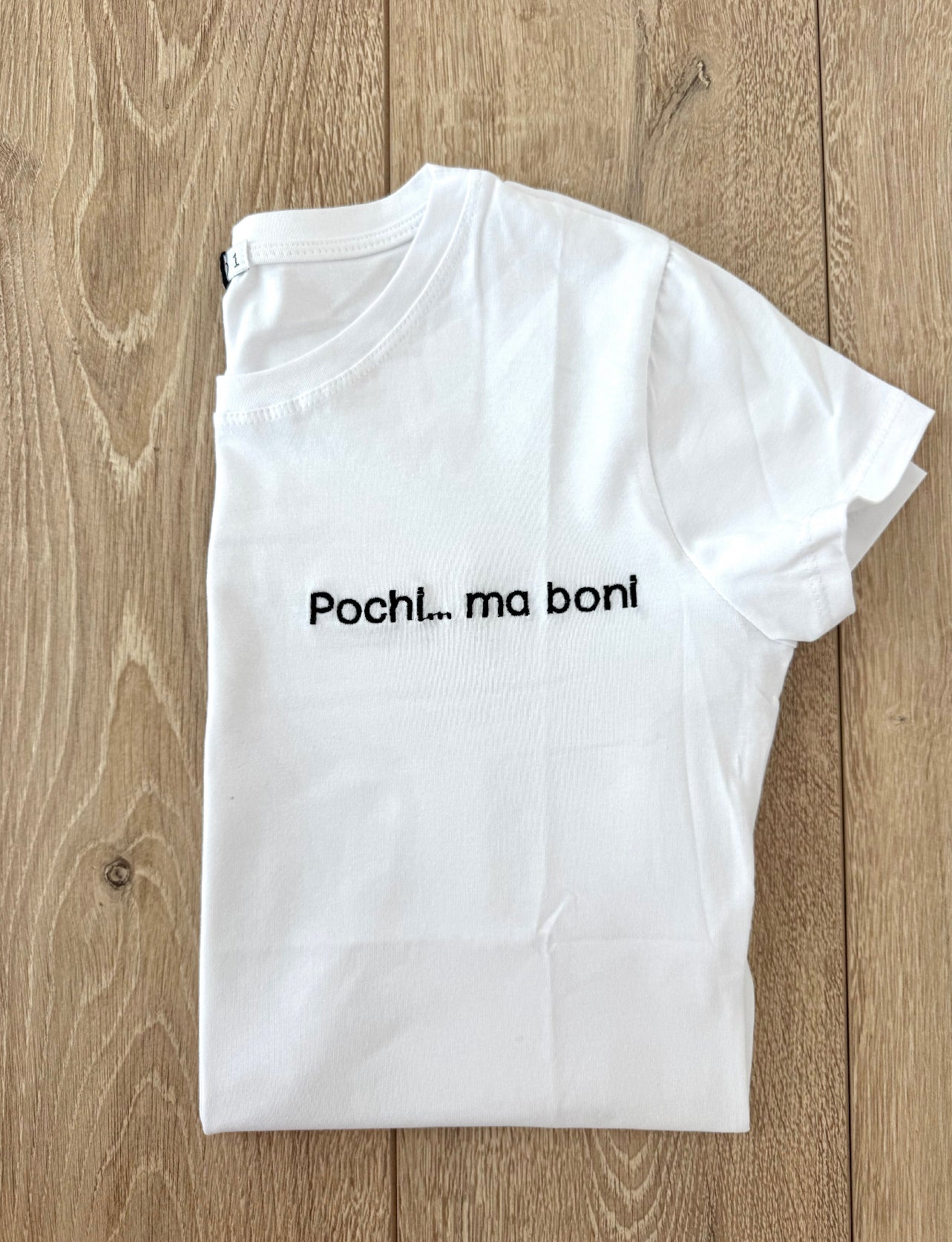 T-SHIRT CON SCRITTE