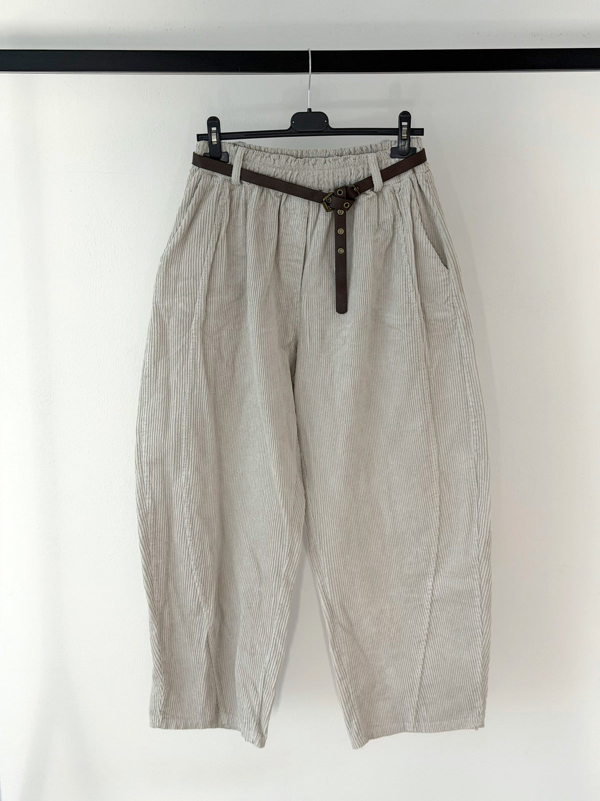 PANTALONE BALLOON IN VELLUTO ELASTICIZZATO IN VITA