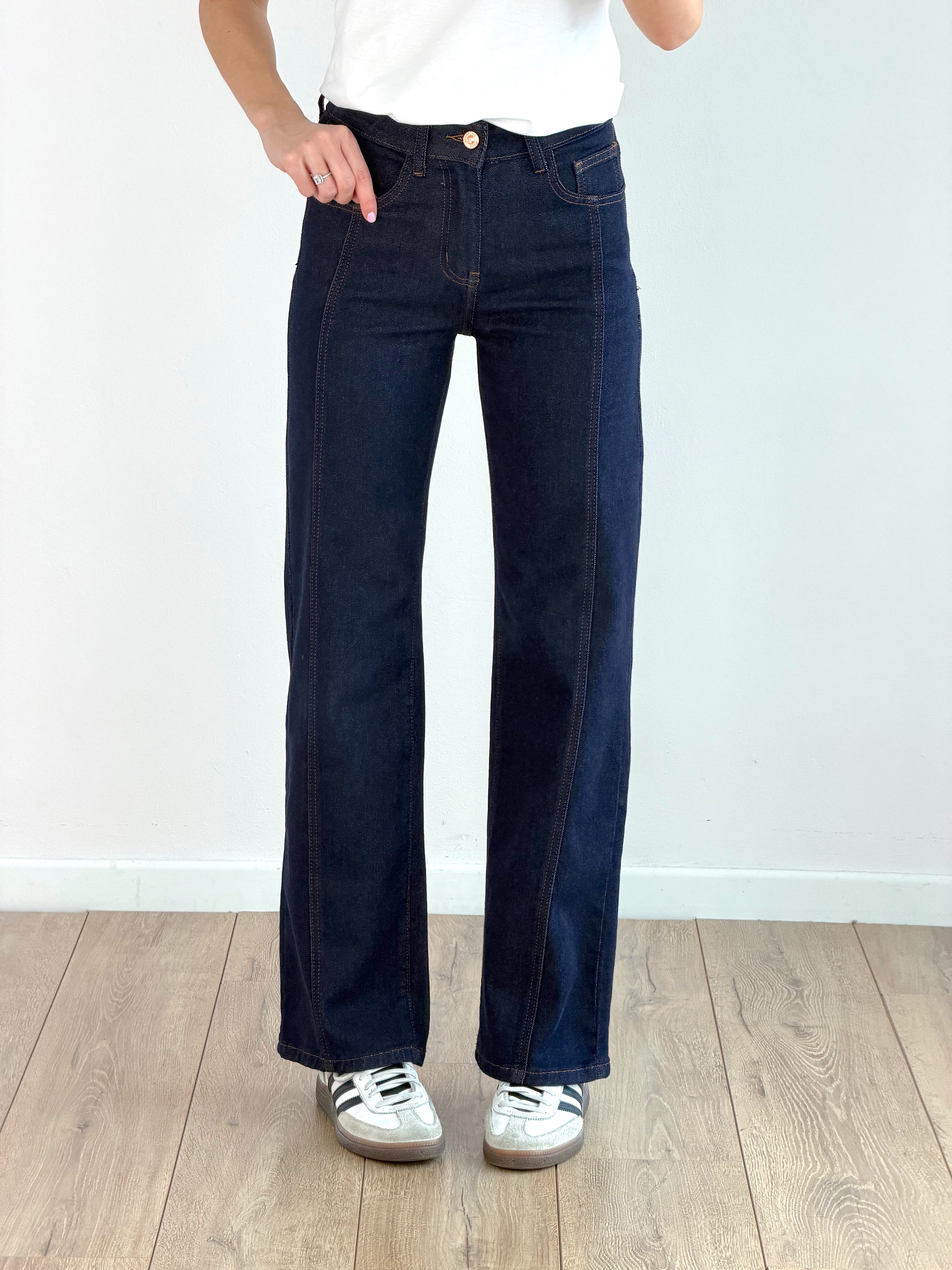 DENIM BLU CON CUCITURE A CONTRASTO