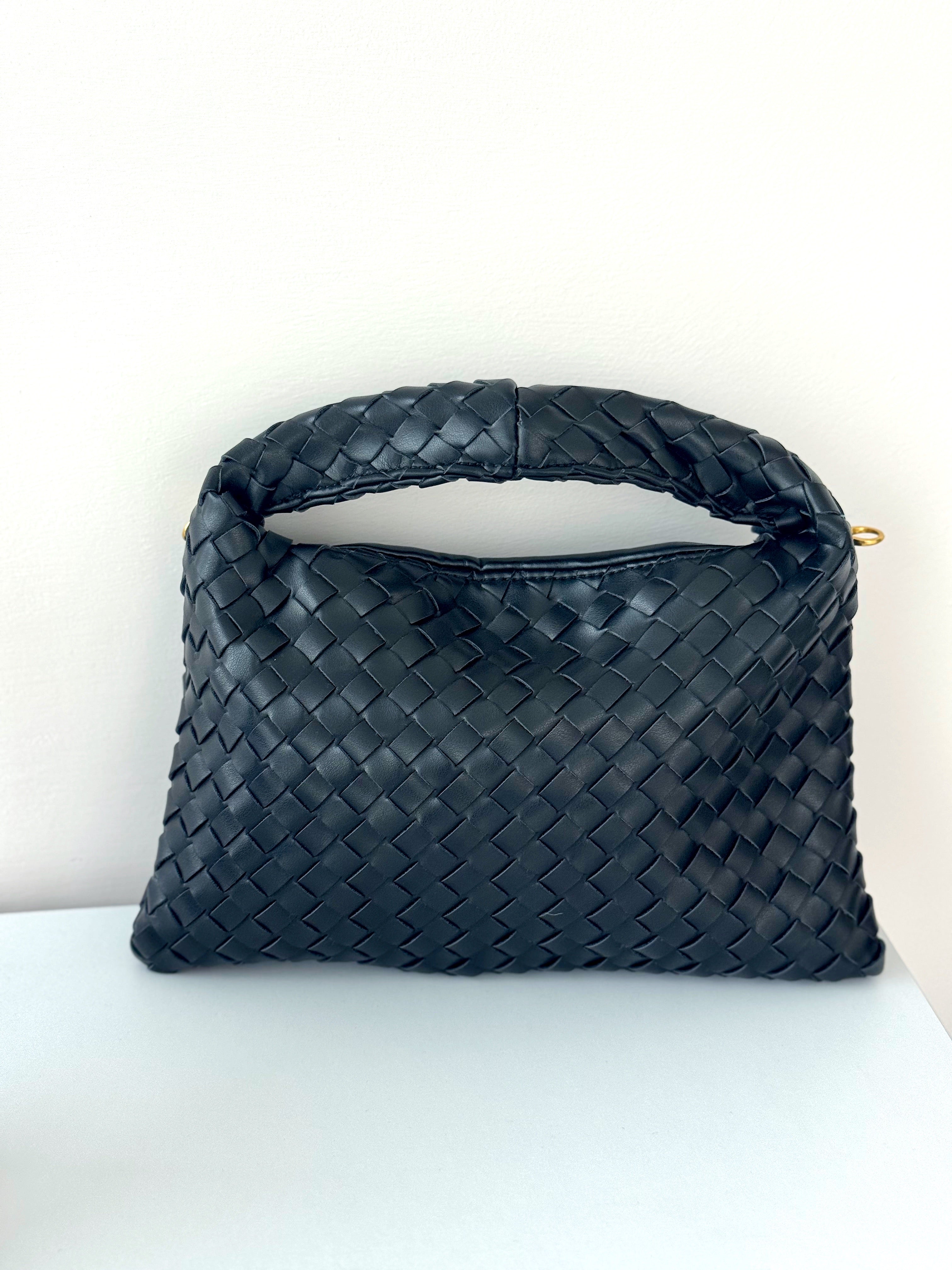 BORSA VIKY