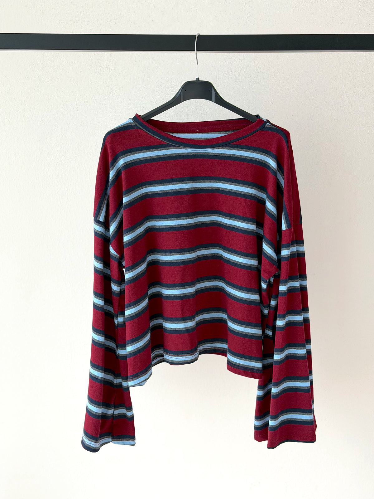 LONGSLEEVE RIGHE OVER