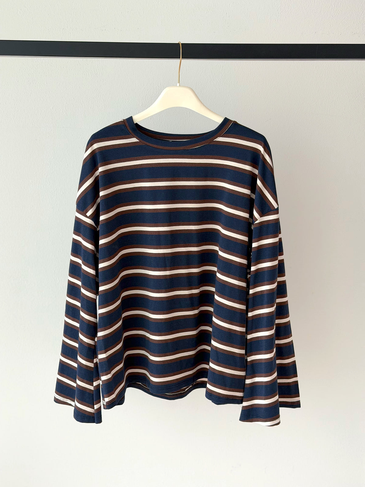LONGSLEEVE RIGHE OVER