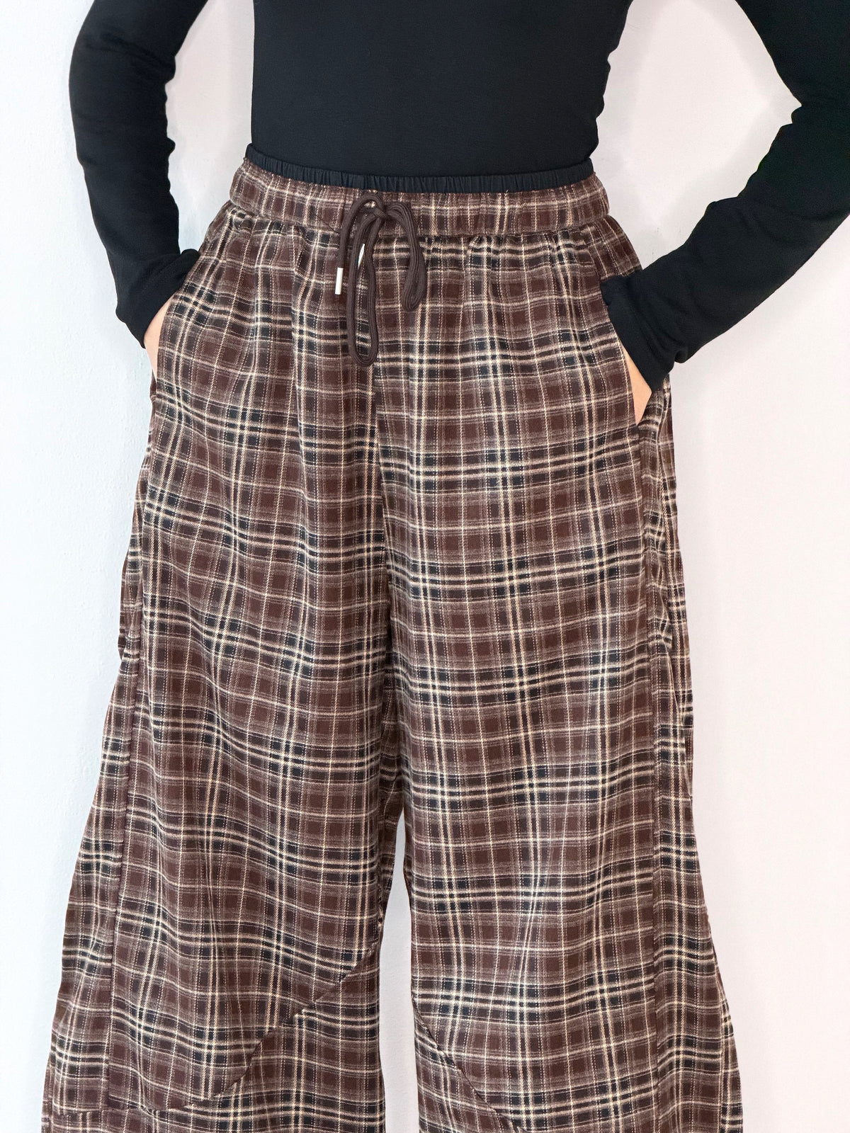 PANTALONE BALLOON WOOD BY MONIQUE